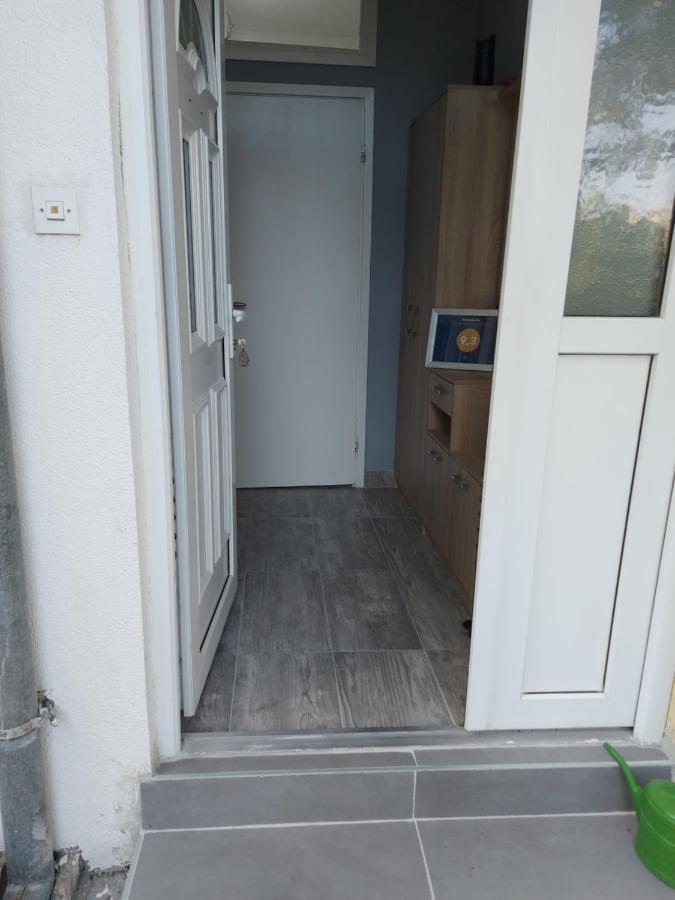 Eid Appartement Mostar Buitenkant foto