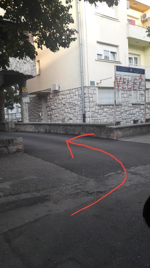 Eid Appartement Mostar Buitenkant foto